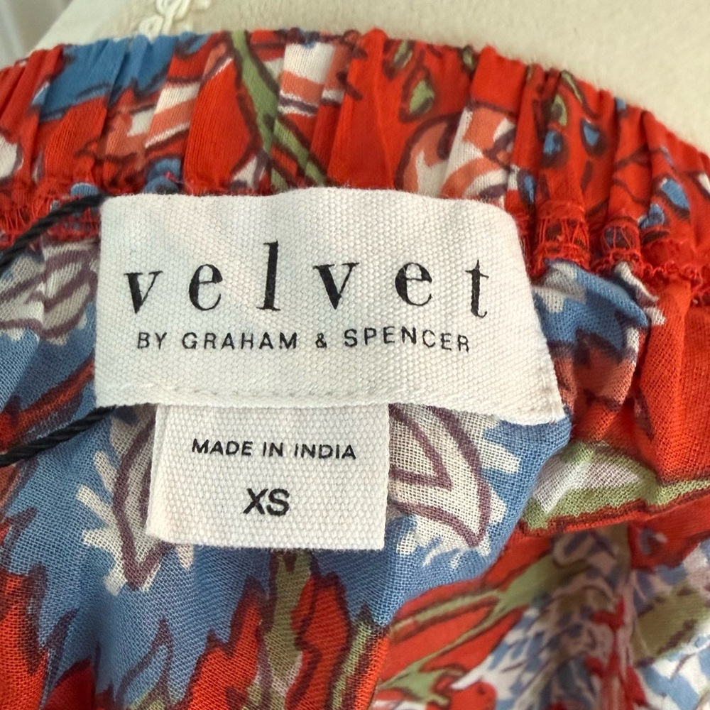 ❤️ Velvet by Graham & Spencer One Shoulder Boho Floral Blouse Red Cotton Top XS - Picture 7 of 11